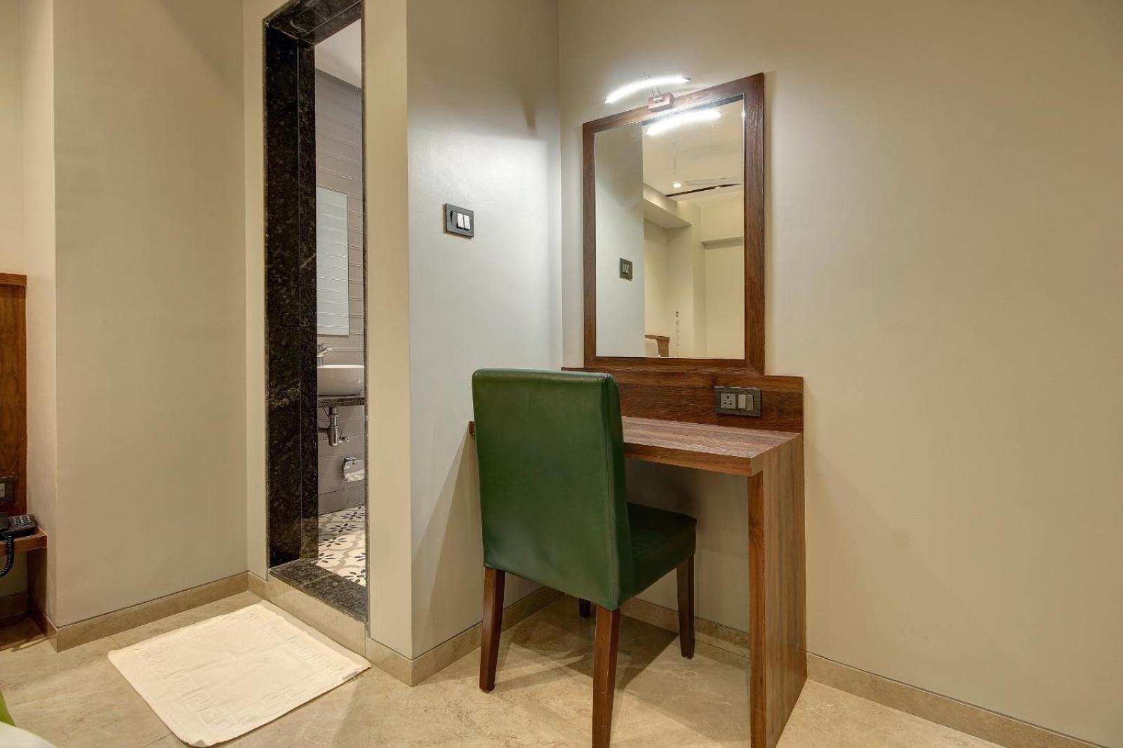 Magnus Fortune House Business Hotel , Magarpatta Mundhva Εξωτερικό φωτογραφία