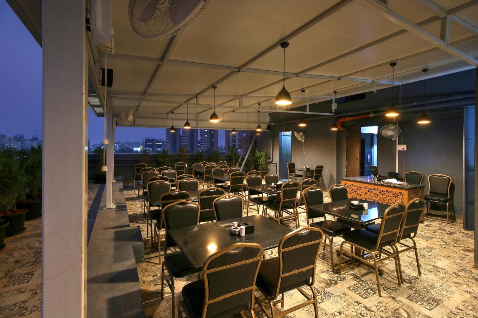 Magnus Fortune House Business Hotel , Magarpatta Mundhva Εξωτερικό φωτογραφία