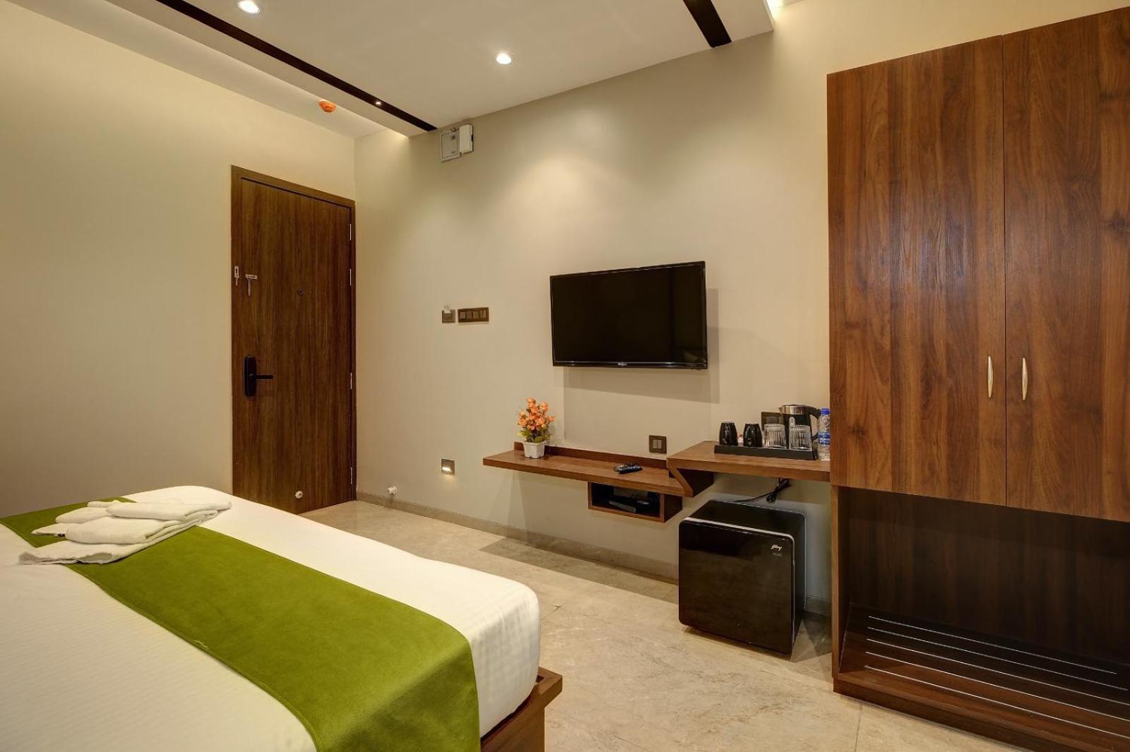 Magnus Fortune House Business Hotel , Magarpatta Mundhva Εξωτερικό φωτογραφία