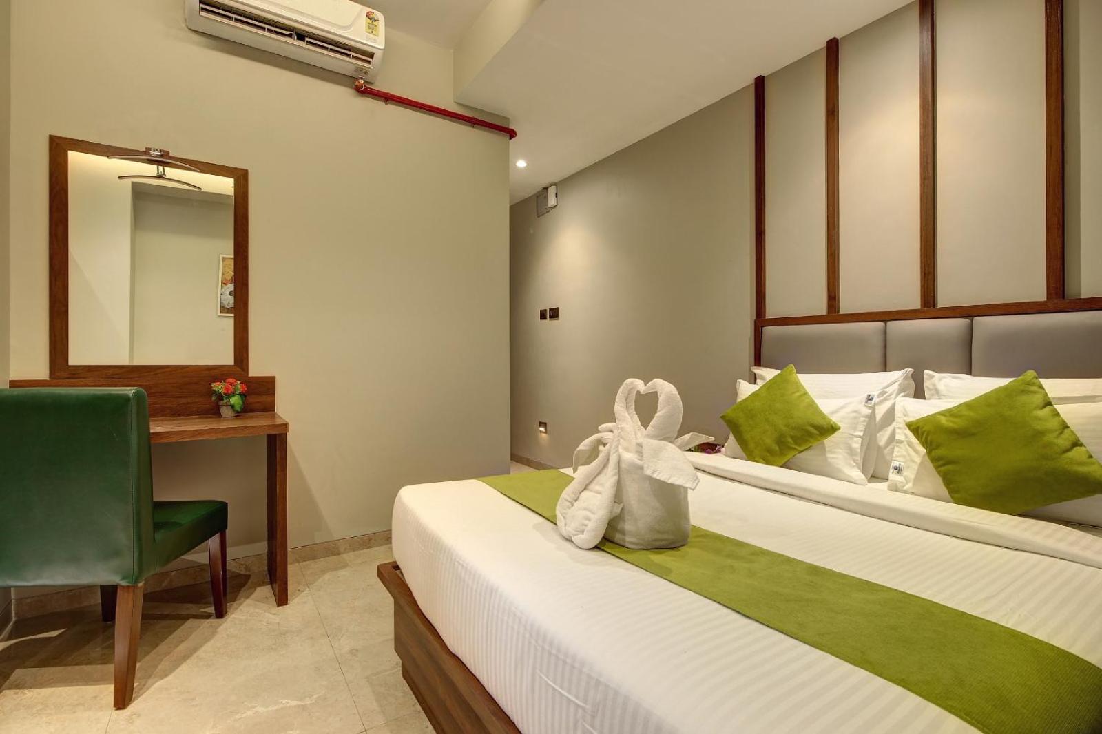 Magnus Fortune House Business Hotel , Magarpatta Mundhva Εξωτερικό φωτογραφία