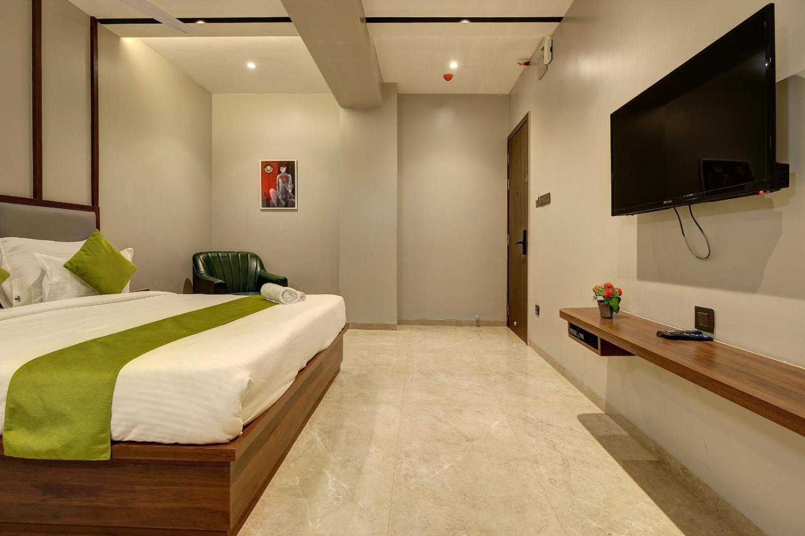 Magnus Fortune House Business Hotel , Magarpatta Mundhva Εξωτερικό φωτογραφία